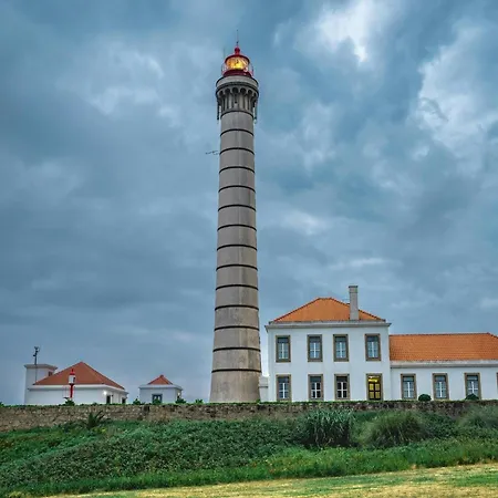 Апартаменты Near Da Luz